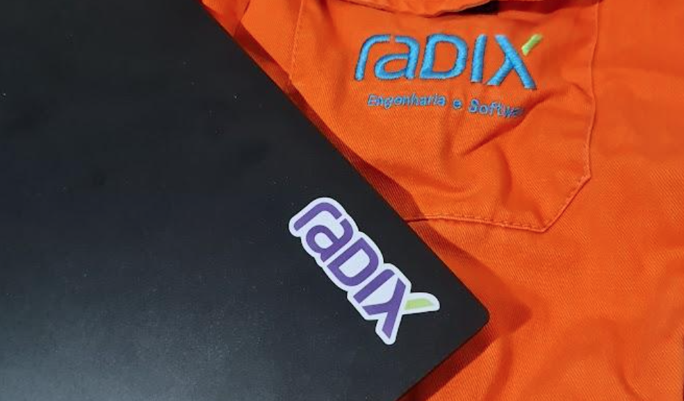 Foto de roupas da Radix